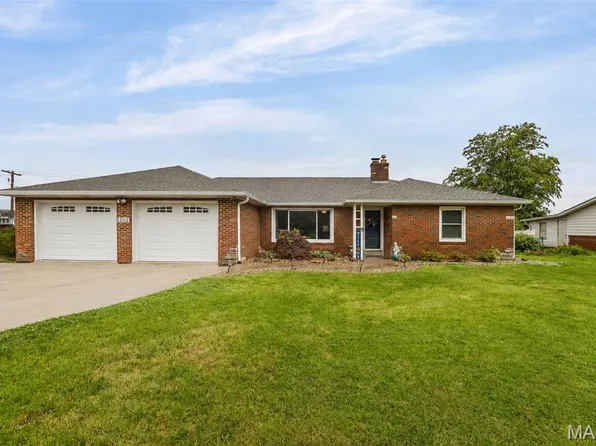 1202 Belleville St, Lebanon, IL 62254