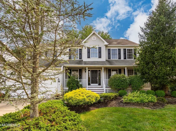 8 Gristmill Road, Howell, NJ 07731