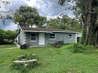 2404 S Ramona Cir, Tampa, FL 33612