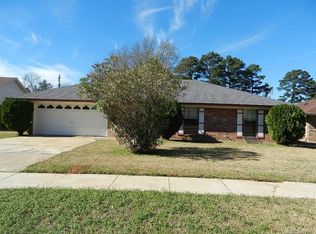 6322 Ernwood Cir, Shreveport, LA 71119