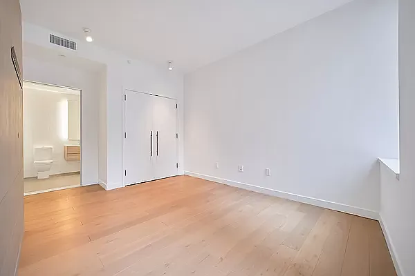 Rented by Living New York | media 38