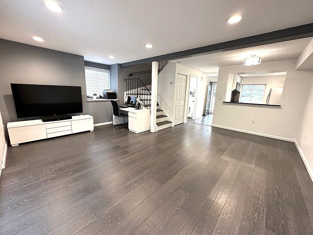 11 Beals Cove Rd APT D, Hingham, MA 02043 MLS 73151282 Zillow