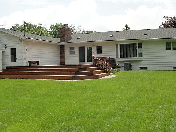 3rd image of 2476 Hutchinson Ln