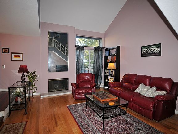 3rd image of 610 Brocton Ct Unit 103