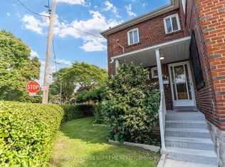 143 Connolly St #2, Toronto, ON M6N 1E8