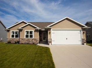 2676 Cavalry Ln, Neenah, WI 54956