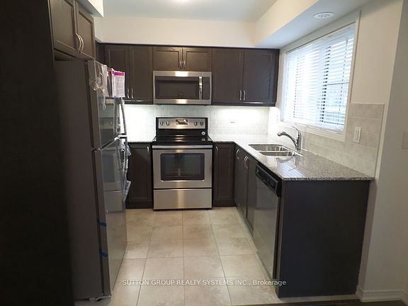 3rd image of 2472 Post Rd #8