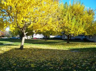 28 Trinity Dr, Novato, CA 94947