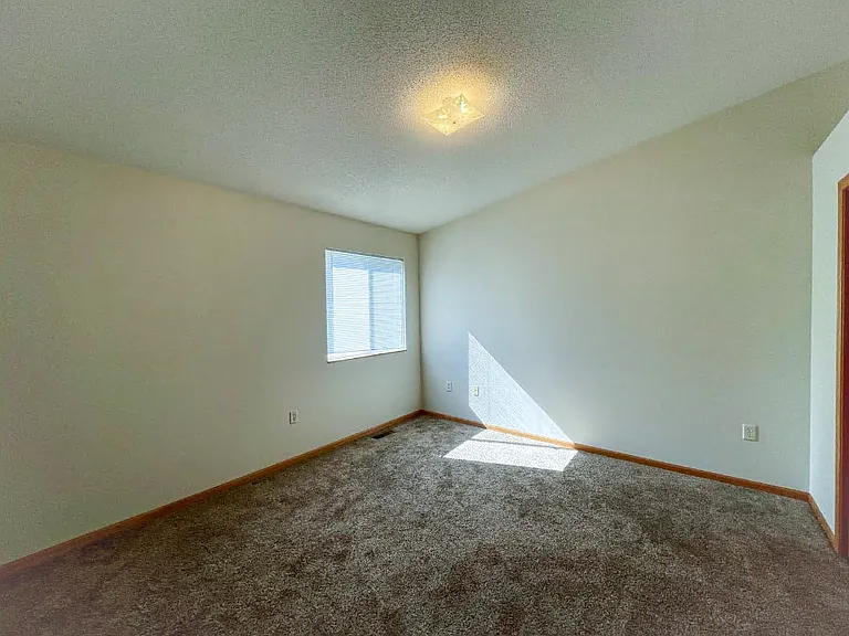320 Scheidler Rd #4 — Photo 9