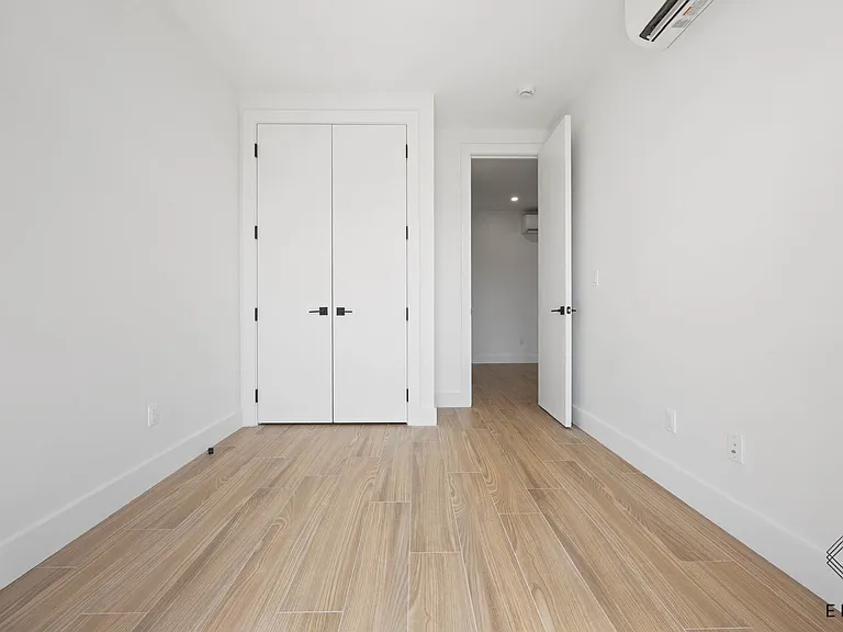 105 Hawthorne St #4A — Photo 15