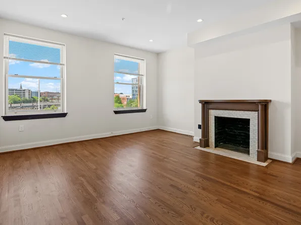 1609 Saint Paul St #2, Baltimore, MD 21202