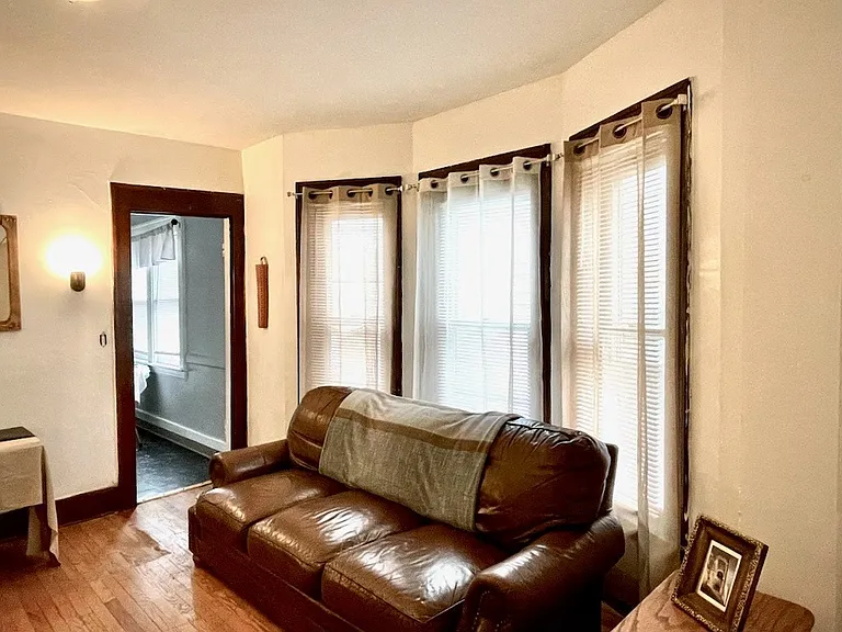 916 Ackerman Ave #1 — Photo 3