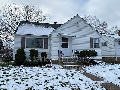 218 W Saint Marie St Photo 1