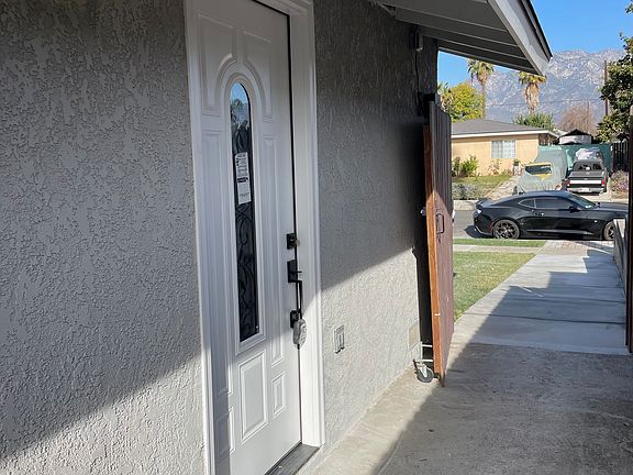 4th image of 1464 E Highland Ct #B