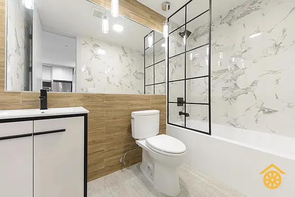 Rented by Reubel Group LLC | media 7