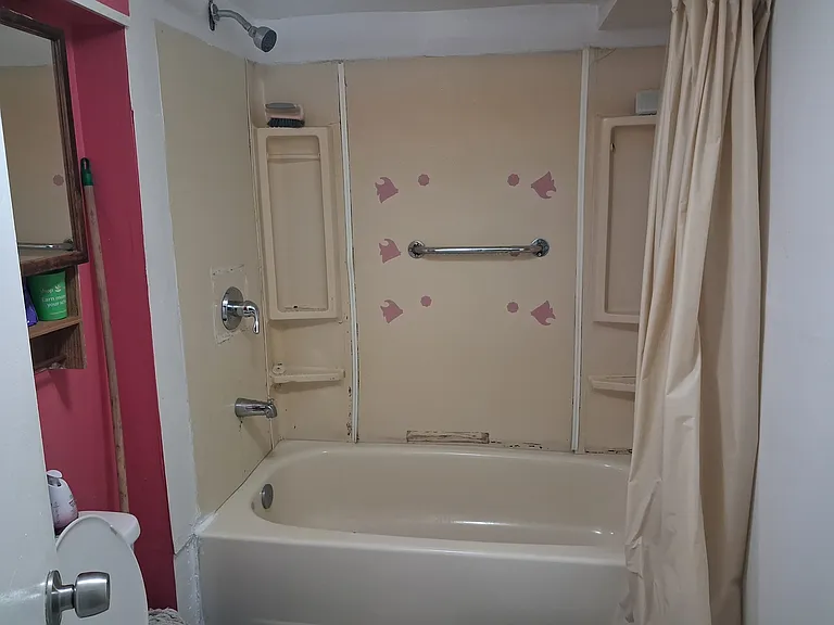 4228 Carpenter Ave #1 — Photo 12
