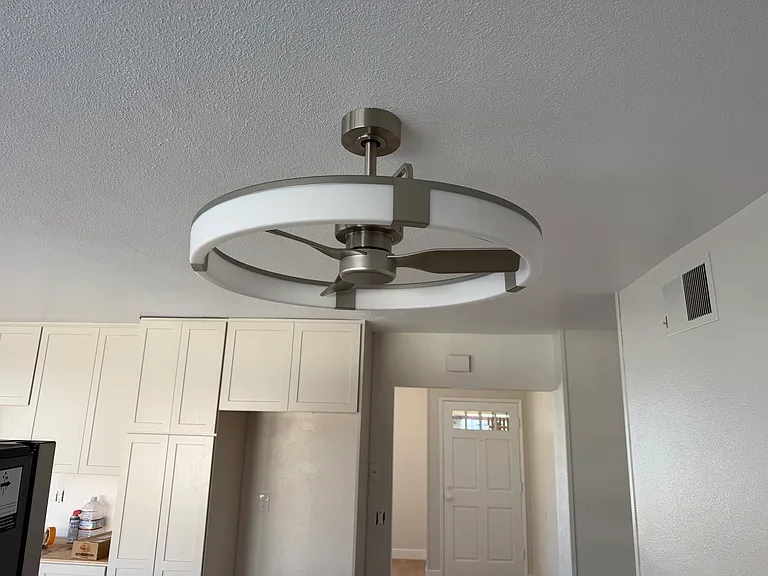 10516 Giffin Way — Photo 8