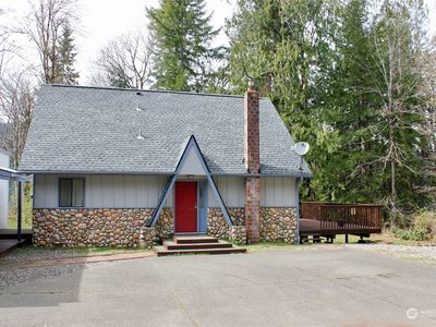 5751 N Lake Cushman Road, Hoodsport, WA, 98548