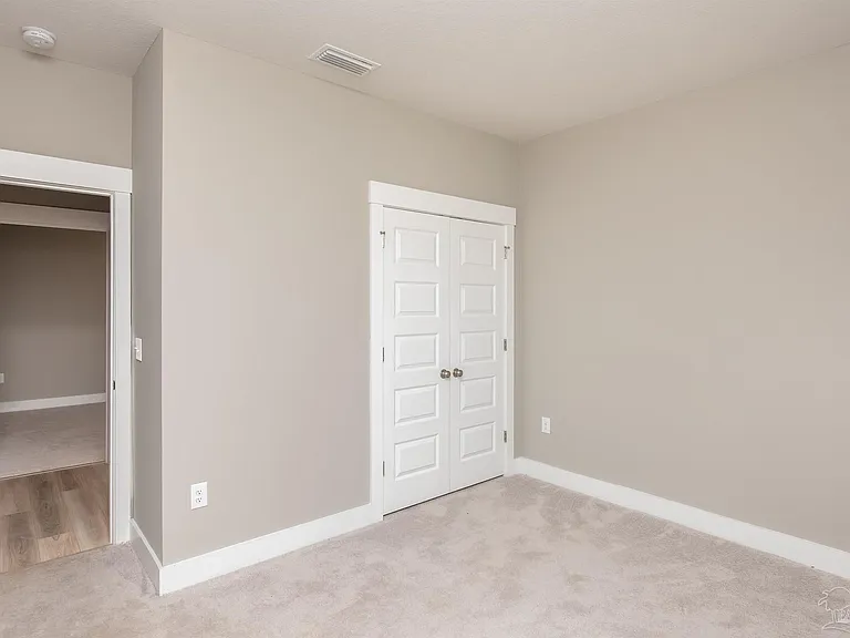 240 Camellia Dr — Photo 14