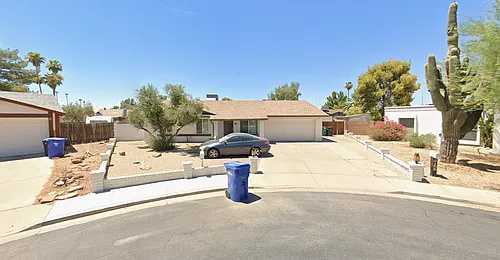 2156 S Beverly Cir Photo 1