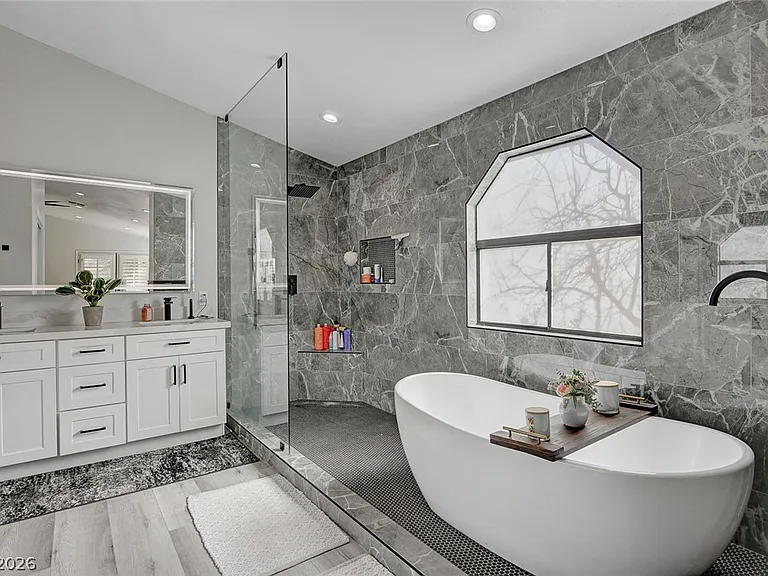5429 Painted Sunrise Dr — Photo 33