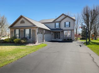 1 Reedsworth Ct, Algonquin, IL 60102