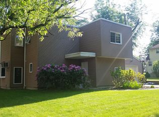 101 Palisade Ave, Westwood, NJ 07675