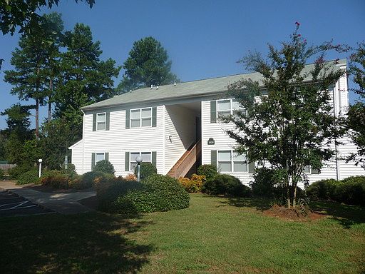 1st image of 1919 Pine Bough Ln APT C