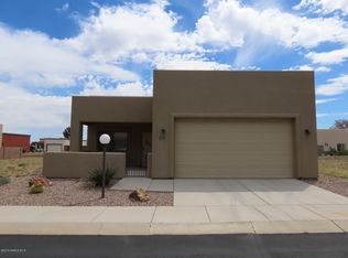 279 S Meadowood Ln, Sierra Vista, AZ 85635