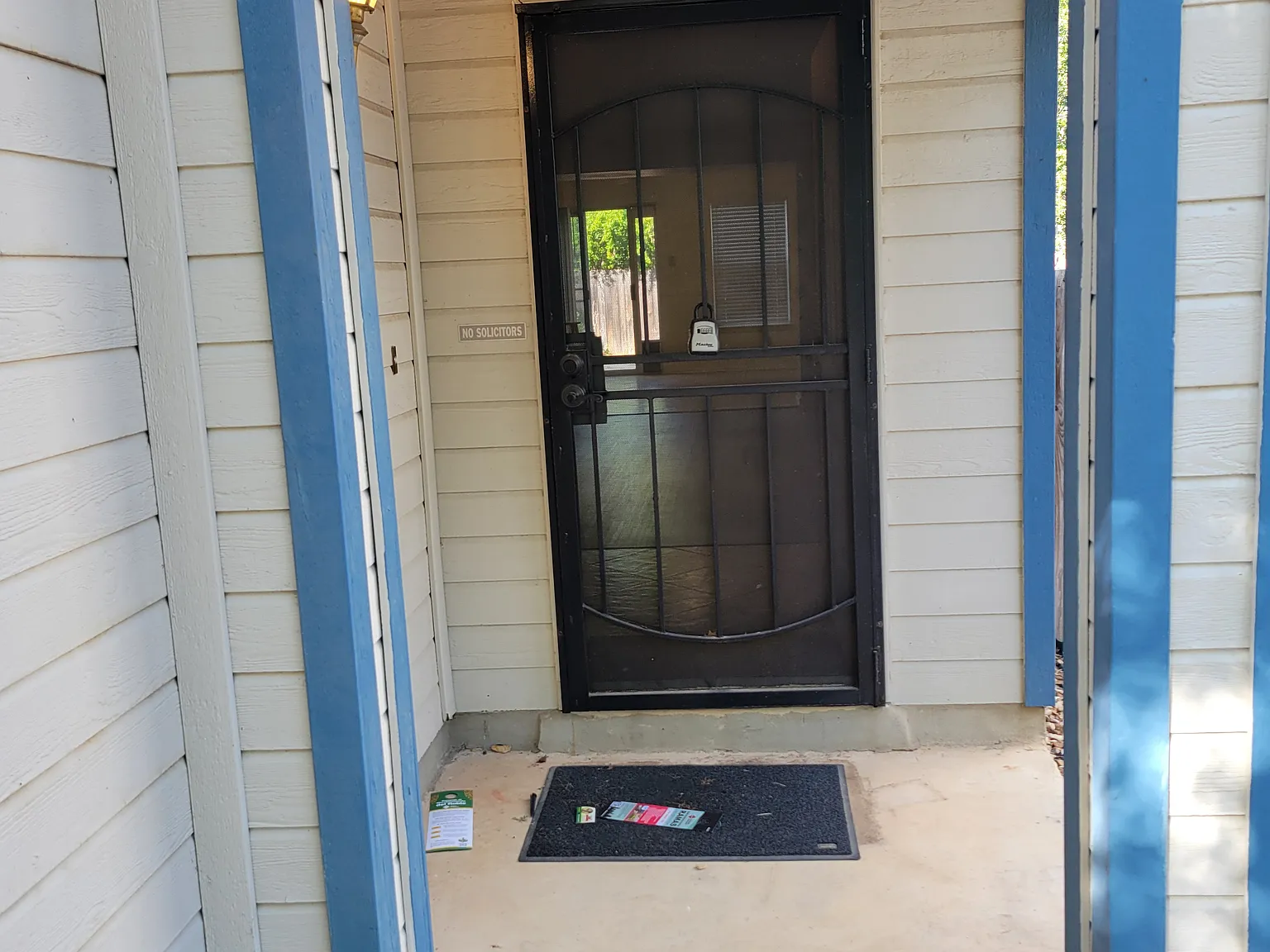 4 bed, 1688 sqft, $1,700 — Photo 2