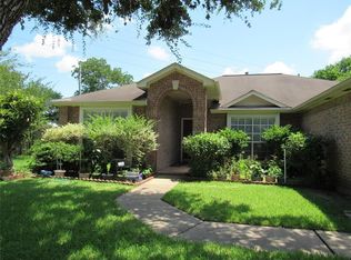 8703 Diamond Lake Ct, Houston, TX 77083