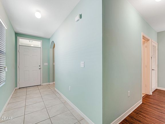 3rd image of 408 Armoyan Way