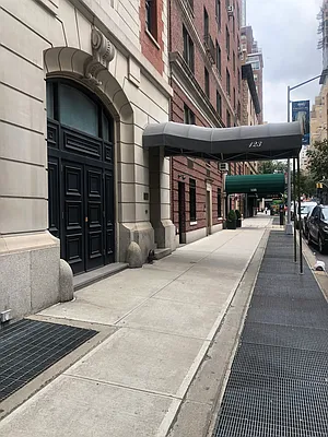 Rented by Urban Real Estate Inc | media 9