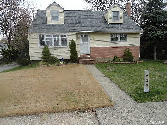 1st image of 229 Laclede Ave