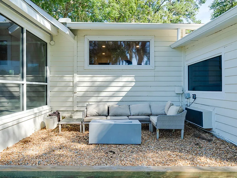 307 Doe Run Cir — Photo 104