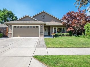 926 Birmingham St, Medford, OR 97501