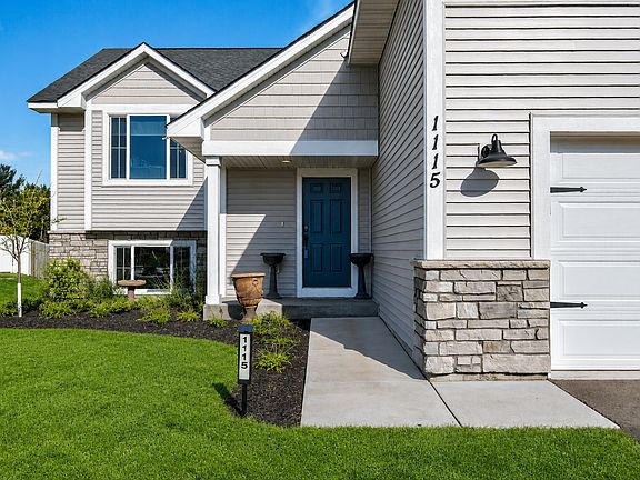 2nd image of 1115 Rich River Way