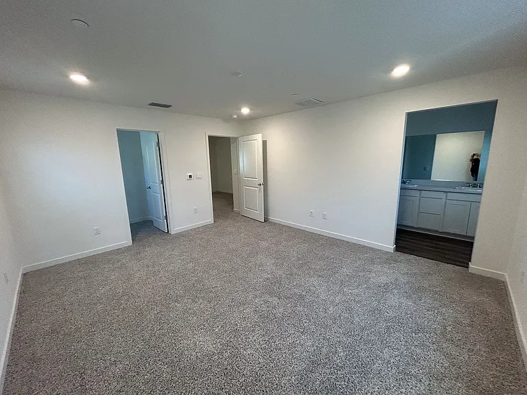 805 Congaree Ln — Photo 30