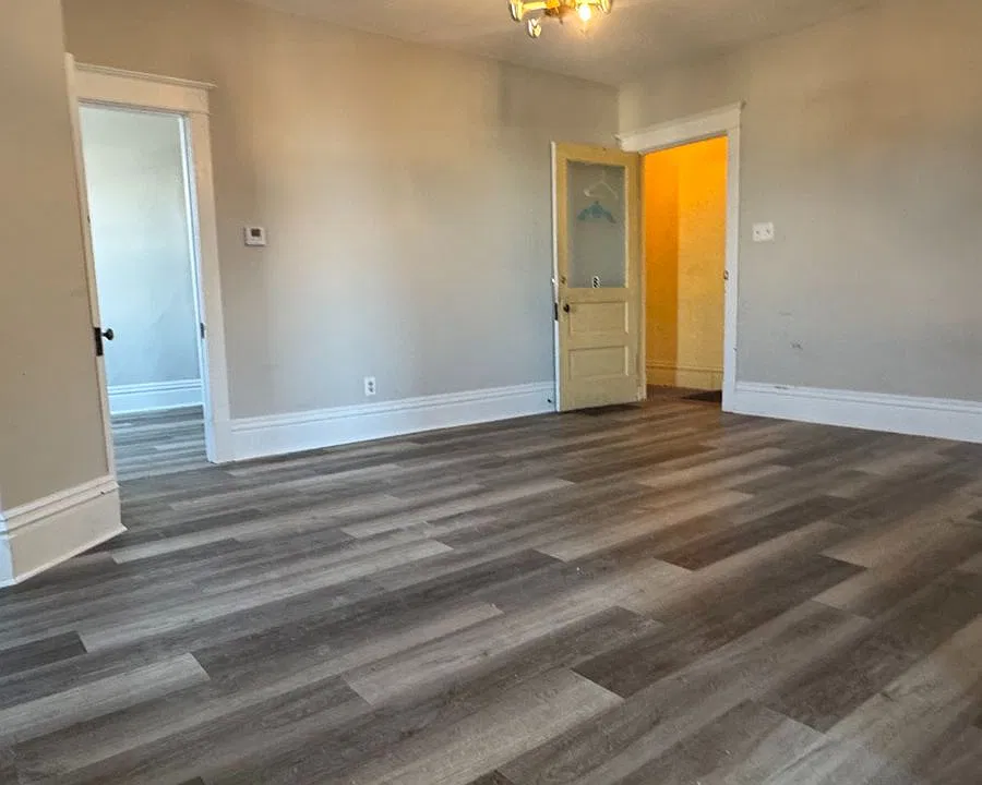 403B W Main St