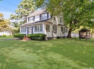 333 Saint Marks Ave, Bellmore, NY 11710