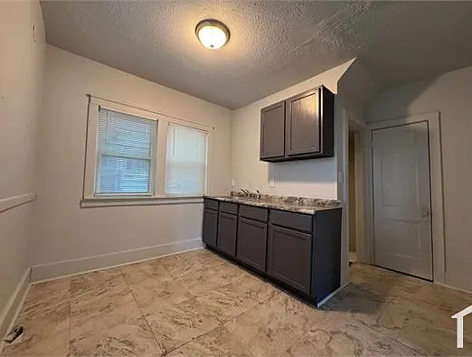 2474 Fullerton St — Photo 5