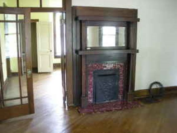 5th image of 711 W Kirkwood Ave