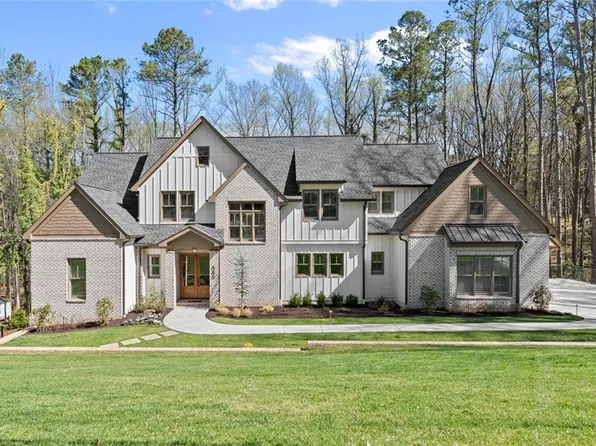 660 Colston Rd SW, Marietta, GA 30064