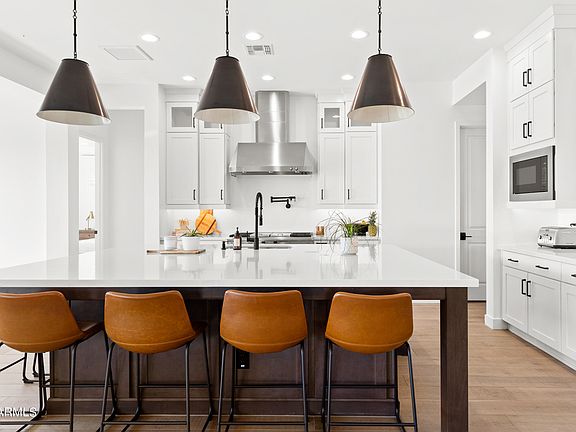 3rd image of 3013 E HERRERA Drive