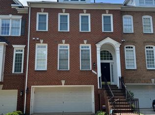 2304 Sawtooth Oak Ct, Vienna, VA 22182
