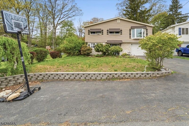 1st image of 23 Arnold Rd