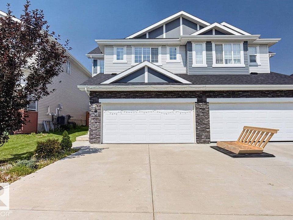 1st image of 3885 Robins Cres NW