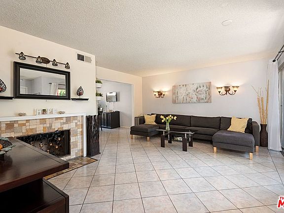 4th image of 1945 Glenoaks Blvd Unit 108
