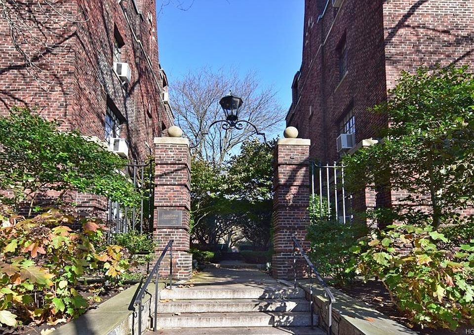 1st image of 20 N Broadway APT A303