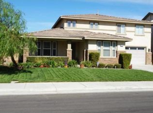 13328 Kamelia St, Corona, CA 92880